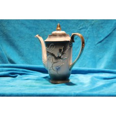 Japans Polychroom porselein (circa 1900) 
15-delig  servies met drakendecor  