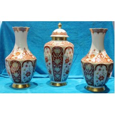 Bavaria Polychrome Porcelain (20ᵉ century)
3 piece garniture