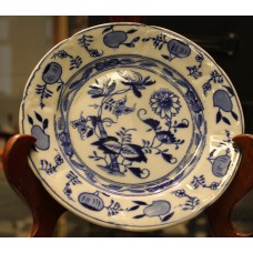 K loep Blauw aardewerk (19ᵉ eeuw) Sierbord
Decor Zwiebelmuster