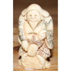 Ivoor  (20ᵉ eeuw) Netsuke
Man met hamer