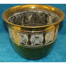 Koper  (20ᵉ eeuw) 
Bloem pot met rand motief