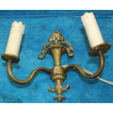 Koper (20ᵉ eeuw)
Electirsche 2-armig wandlamp