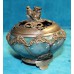 Japans Vintage Steen-metaal Stenen en zilverkleurig metalen koro, bekroond door een shshi